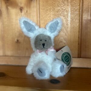 Boyd’s Bears | White & Gray Bunny Plush Pink Bow NWT